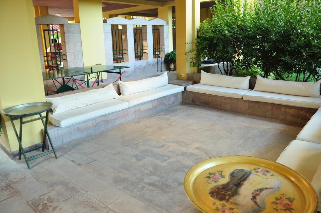 Palm Court Suites Ayvalik Exterior photo